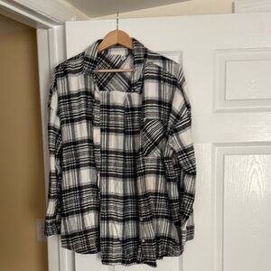 BP. Women's Flannel Shirt Large
